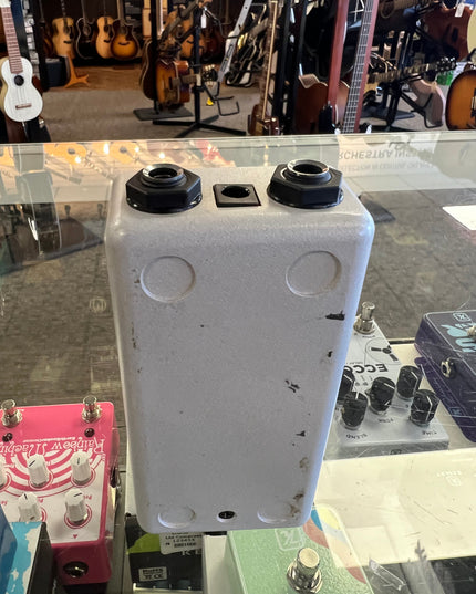 Foxgear Knee Trembler Tremolo Pedal