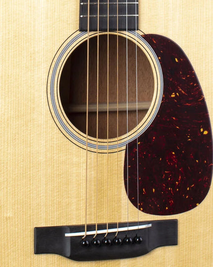 Martin D18AUTH37VTS D-18 Authentic 1937 VTS Natural
