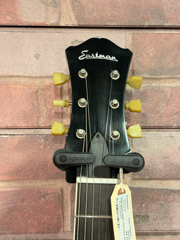 Eastman T64 TRUETONE VINTAGE OLIVE DRAB GREEN WITH BIGSBY