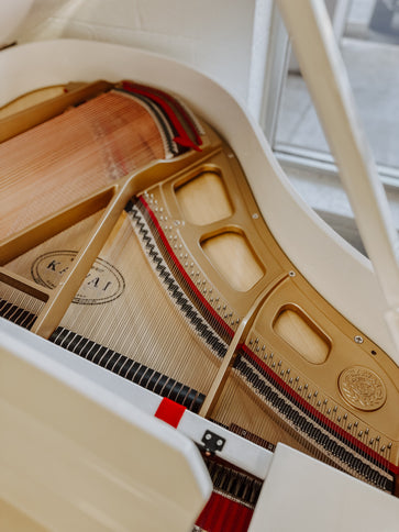 Kawai GL-10 5'0" Baby Grand Piano | Polished White