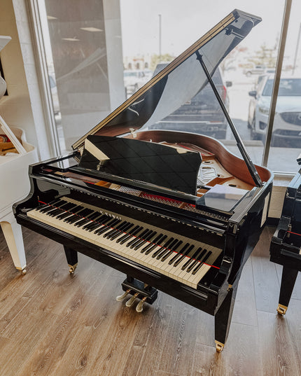 Kawai GL-30 5'5" Grand Piano | Ebony Satin
