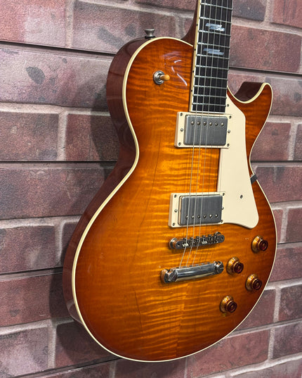 Collings Guitars City Limits Iced Tea SB aged finish and hardware