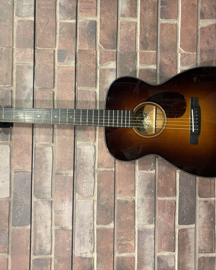 Collings 001 14-Fret1 3/4" nut Sunburst Top Guitar