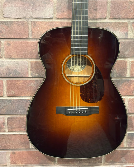 Collings 001 14-Fret1 3/4" nut Sunburst Top Guitar