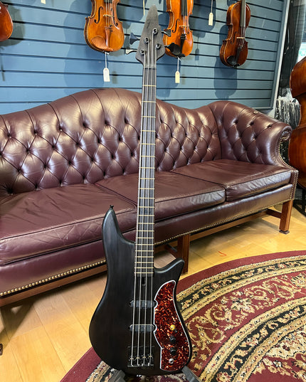 Felton Black King Electric Bass Guitar