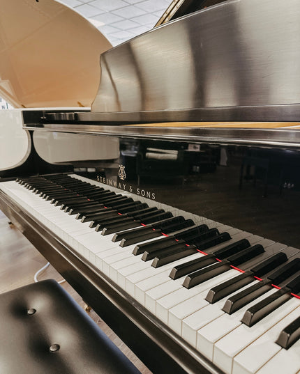 Pre-Owned Steinway Model S Baby Grand Piano | Ebony Satin