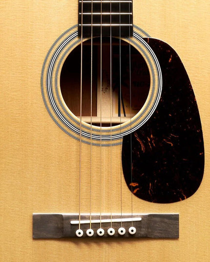 Martin HG-28 Oahu Acoustic Guitar Natural