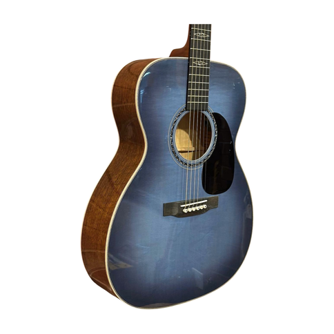 Martin CEO-11 Acoustic Guitar New Horizons Blue