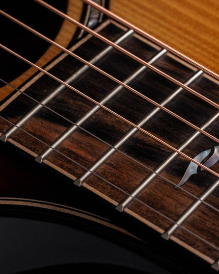 Taylor Builder's Edition 814ce Honduran Rosewood/Adirondack Acoustic-Electric Guitar
