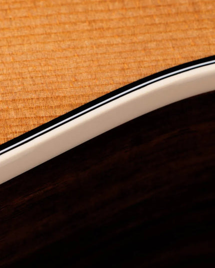 Taylor Gold Label 712e