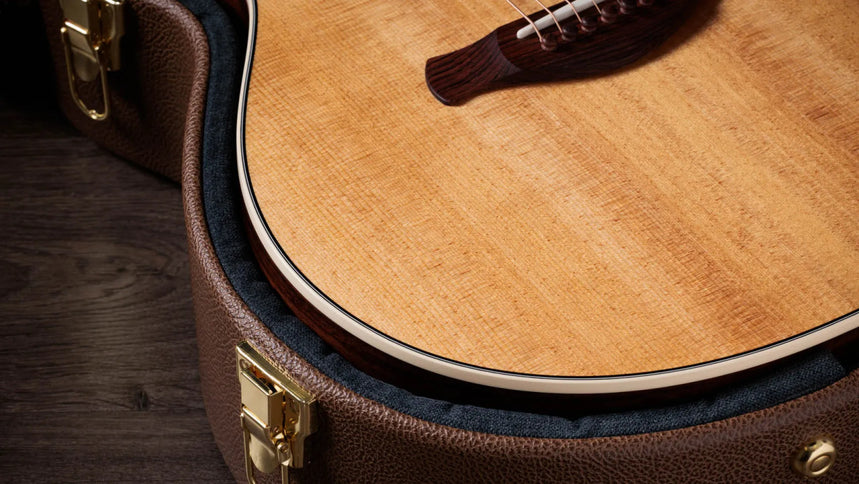 Taylor Gold Label 712e