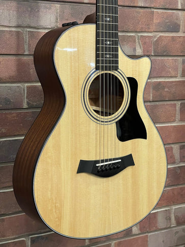 Taylor 352ce 12-String Acoustic-Electric Guitar