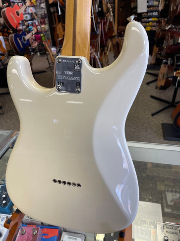 Nile Rodgers Strat Electric Guitar Olympic White