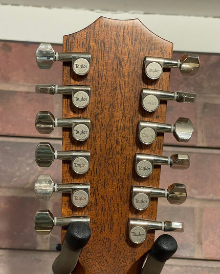 Taylor 352ce 12-String Acoustic-Electric Guitar