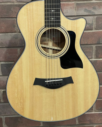 Taylor 352ce 12-String Acoustic-Electric Guitar