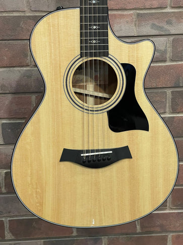 Taylor 352ce 12-String Acoustic-Electric Guitar