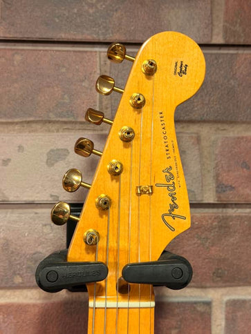 Fender 57LESTRATUSD Used AM Vintage 1957 Ltd Edition Commermorative Strat Electric Guitar