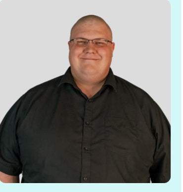 <strong>Michael Pruett</strong>