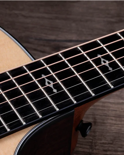 Taylor 414ce Next Generation Acoustic-Electric Guitar Natural